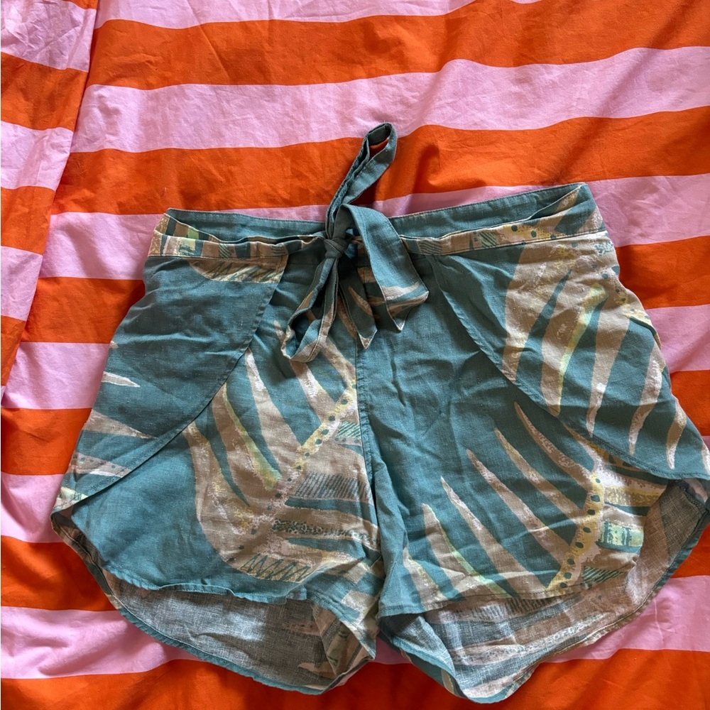 Patagonia Tropical Green Women's Tie Shorts